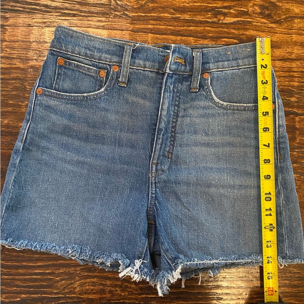 Madewell high rise jean shorts size 27
